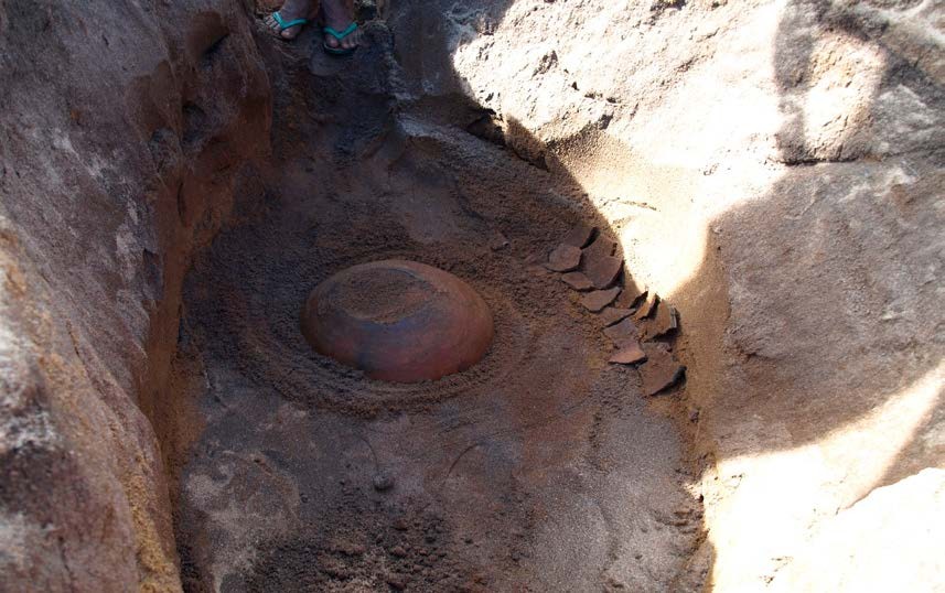 Urna Alatoe1. Foto: Felix Tiouka.