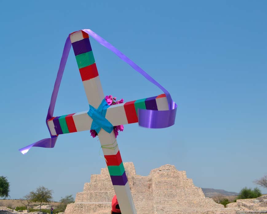 Celebraci&oacute;n de la Santa Cruz por la Mayordom&iacute;a de Ca&ntilde;ada de la Virgen.