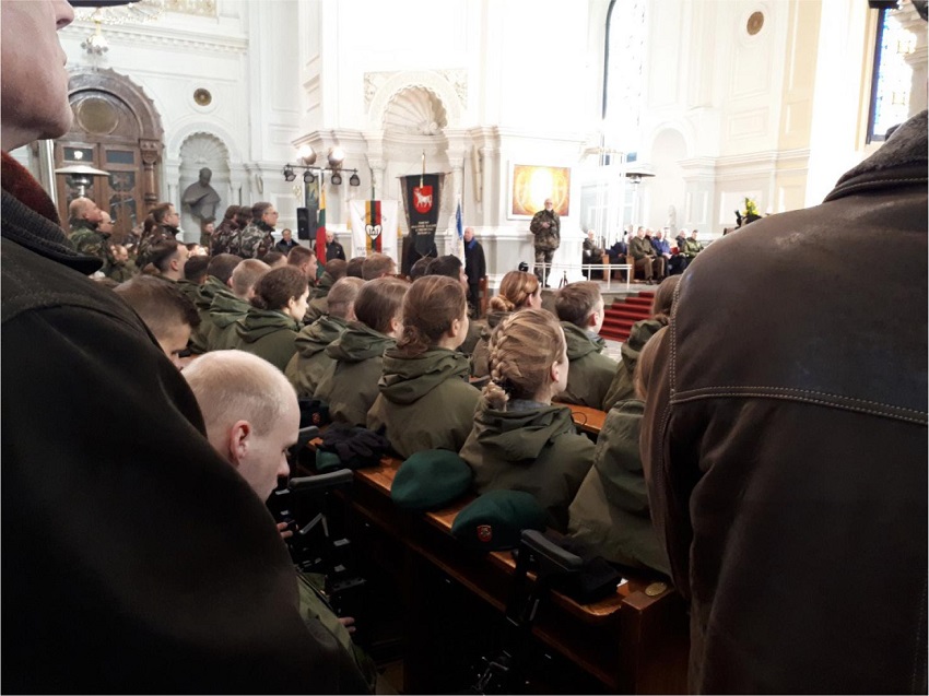 Lithuanian military forces gathered at the St. Michael the Archangel
                        Church (Kaunas), February 16, 2019.