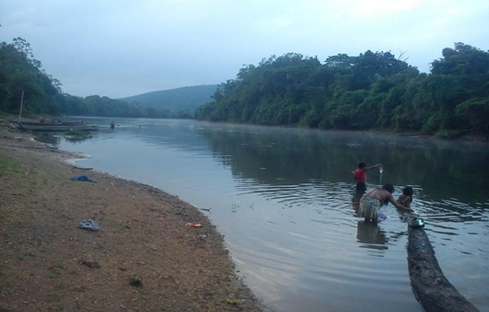 BANHO NO RIO, PREPARO DE PEIXES E PASSEIO DE CANOA