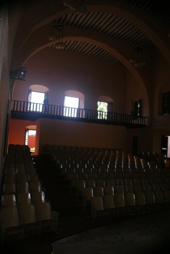Interior del edificio principal.