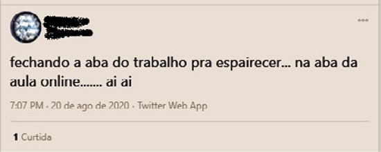 Tuíte de estudante de ensino superior