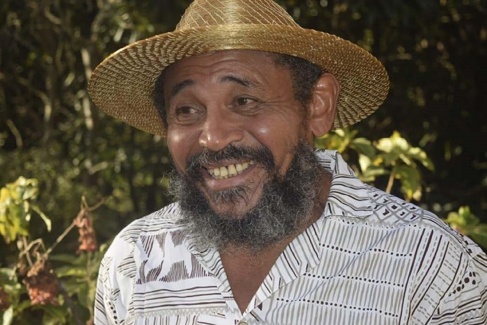 
							 Mestre Nego Bispo
							14