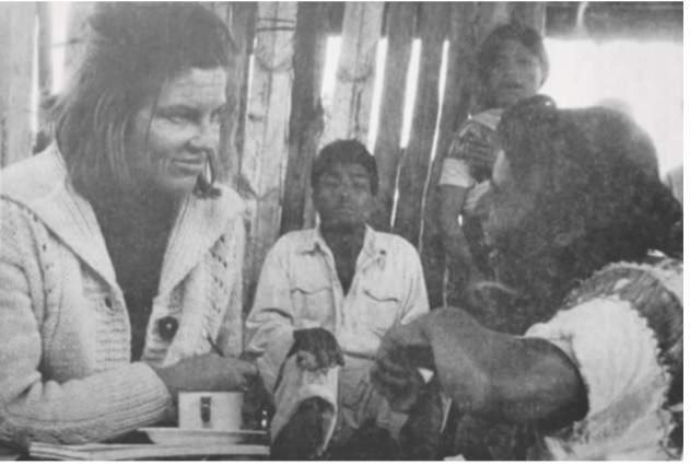 June Nash con Juliana Lpez Shunton, Amatenango del Valle, 1967
