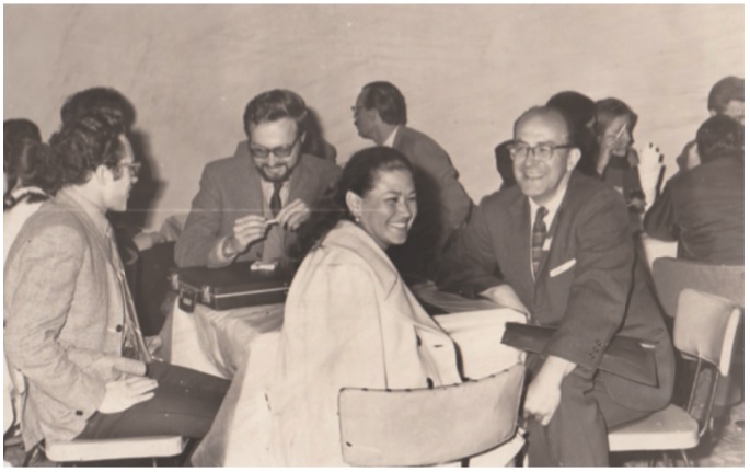 Mercedes Olivera junto a Pedro Carrasco, Arturo Warman y Stefano Varesse en 1963