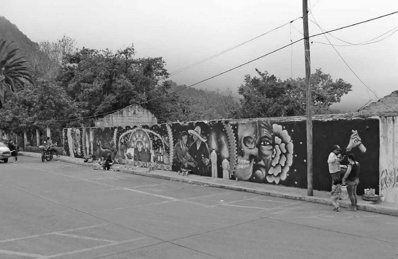 &Uacute;ltima parte del proceso del mural realizado por el Colectivo J&auml;it&rsquo;sibi el 31 de octubre, 1 y 2 de noviembre de 2021 en el Centro de Tenango de Doria.