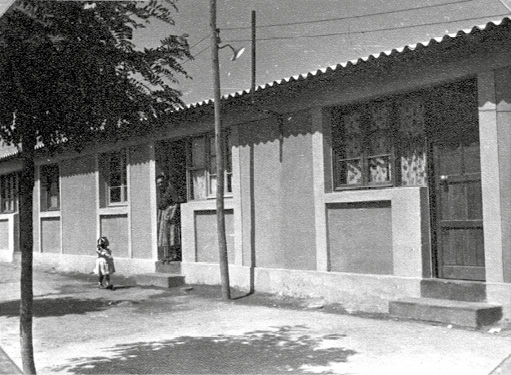 Fachadas de algunas viviendas en la Poblaci&oacute;n German Riesco
			