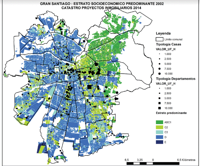 Mapa 3. Variación absoluta de hogares D y E (desplazamiento) e índice Marcuse (gentrificación). Santiago de Chile 1992-2002
			