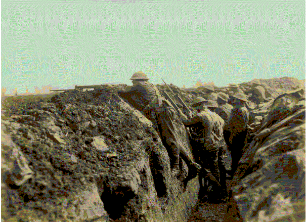 Figura 2. Soldados en una trinchera durante la segunda guerra mundial, Francia
			