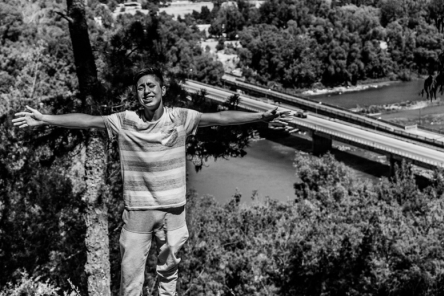 La fuerza . &ldquo;En la cima de la monta&ntilde;a frente a los senderos que se han podido superar. Con los brazos abiertos esperando recorrer nuevos caminos&rdquo; (Luis, 18 a&ntilde;os).