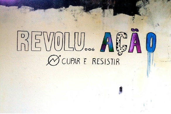 Intervención en el huerto de #OcupaIepic.