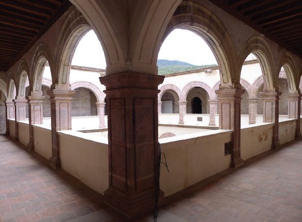 Restauración del claustro alto, 2011.