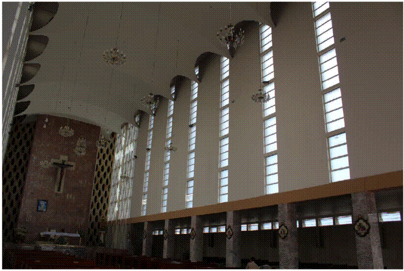 Naves principal y lateral. Fotograf�a: NGGE.