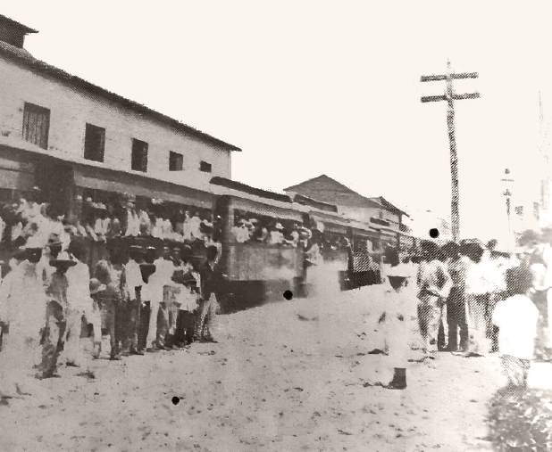 Estaci�n del ferrocarril de v�a angosta, s/f.