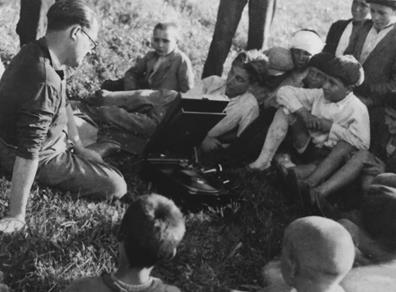 Audici&oacute;n llevada a cabo con el material proporcionado por el Servicio de M&uacute;sica.