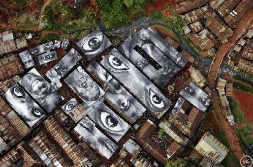 Proyecto &ldquo;Woman are Heroes&rdquo;, 2009, Kenya, Africa. Fotograf&iacute;a extra&iacute;da de la p&aacute;gina web del proyecto