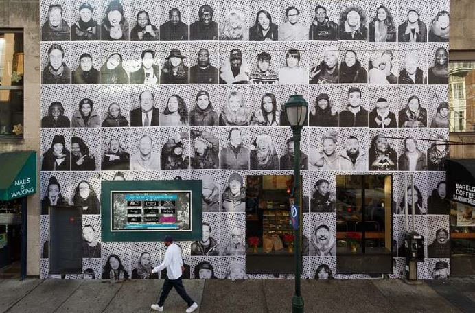 Mural Proyecto Inside Out Dreamers. Fotograf&iacute;a extra&iacute;da de la p&aacute;gina web del proyecto