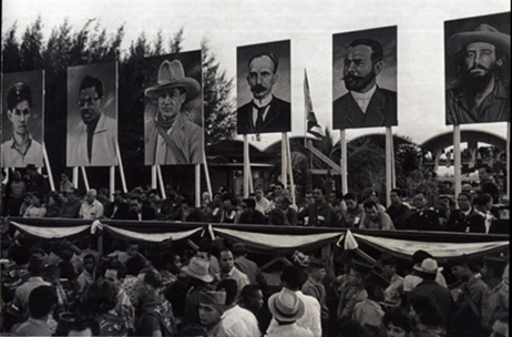 Retratos de Nguyễn Văn Trỗi, Patrice Lumumba, Augusto Sandino, Jos Mart, Antonio Maceo y Camilo Cienfuegos presidiendo la recepcin de delegados en la Conferencia Tricontinental de La Habana