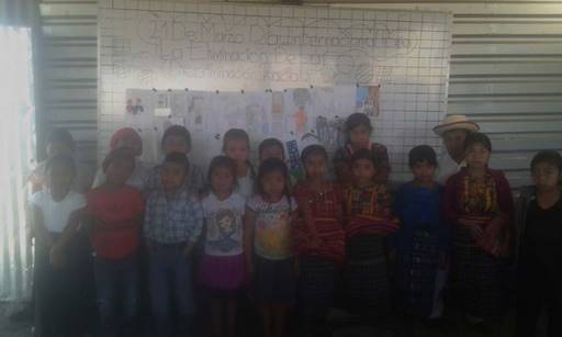. Celebración del Día internacional en contra de la discriminación racial en la escuela Los Borores, aldea Cerro Alto, San Juan Sacatepéquez,Guatemala.
