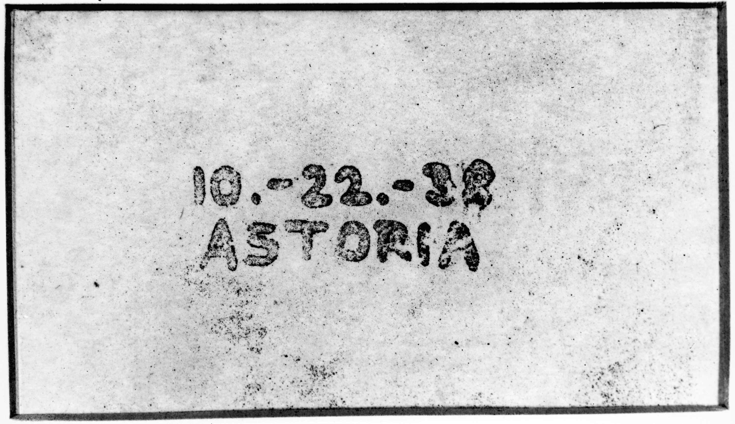 Primera muestra xerogr&aacute;fica. En la imagen se anota: 10-22-38 ASTORIA, en alusi&oacute;n al 22 de Octubre de 1938, y el lugar de Astoria. Ciudad en la que se ubicaba el laboratorio de Chester Carlson, en New York, EEUU