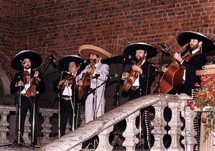 Francisco Gonzlez en 1990 durante la celebracin en Estocolmo de la entrega del Premio Nobel de Literatura al mexicano Octavio Paz.