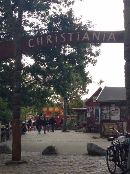 Entrada a la comunidad de Christiania, Copenhague, Dinamarca