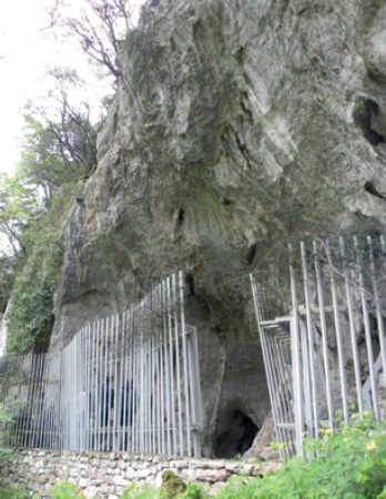 Abrigo Paleol&iacute;tico