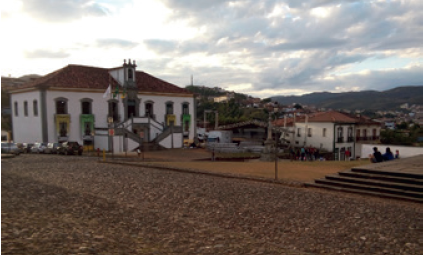 Pra&ccedil;a Minas Gerais