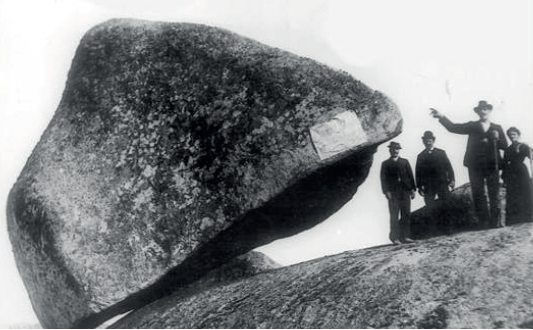 Registro fotogr&aacute;fico de la piedra original.