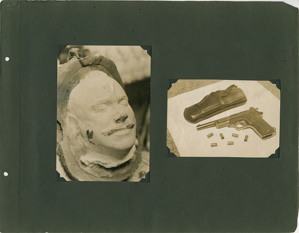 Autor sin identificar, “Máscara mortuoria de Álvaro Obregón y pistola con la que fue asesinado”, 1928, en Álbum conmemorativo